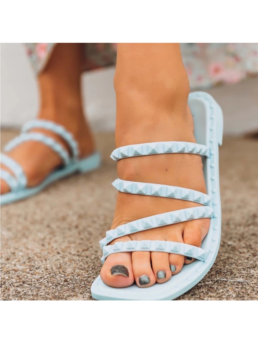 Steve Madden Light Blue Studded Strappy Sandals ~ Size 6